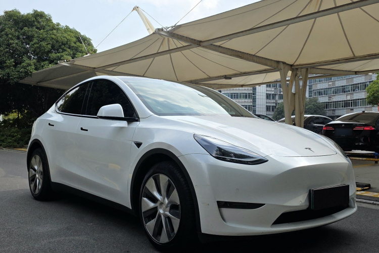 特斯拉 Model Y 2021款 长续航全轮驱动版车身外观6002