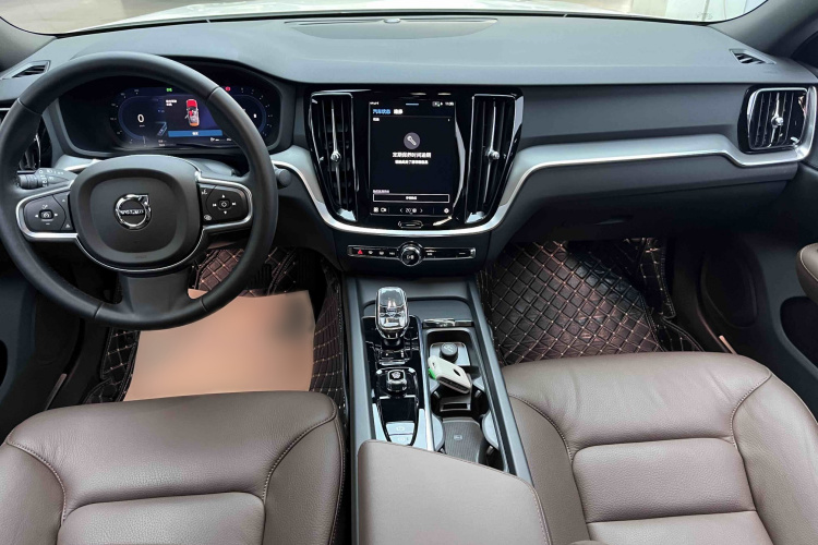 沃尔沃S60 2025款 B4 智逸豪华版中控内饰7002