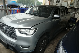 长城 炮 2021款 2.0T商用版自动柴油四驱精英型长箱GW4D20M