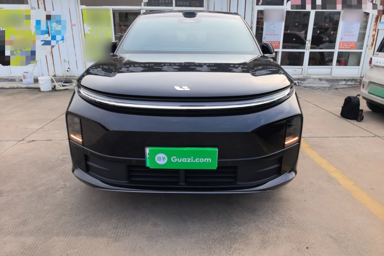 理想汽车 理想L6 2025款 Pro 智能焕新版车身外观2