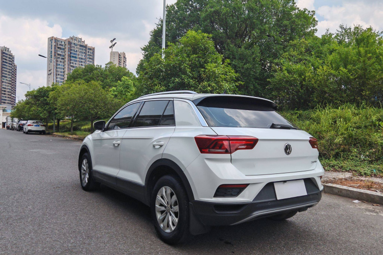 大众 T-ROC探歌 2020款 230TSI DSG两驱时尚型车身外观6005