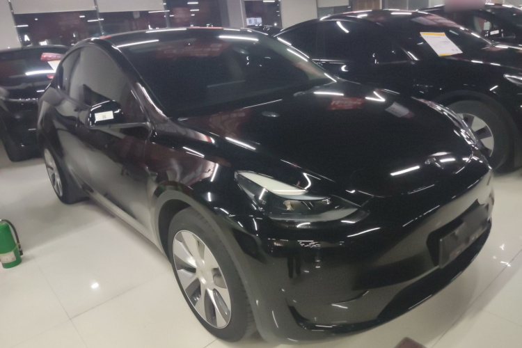 特斯拉 Model Y 2022款 改款 后轮驱动版车身外观6002