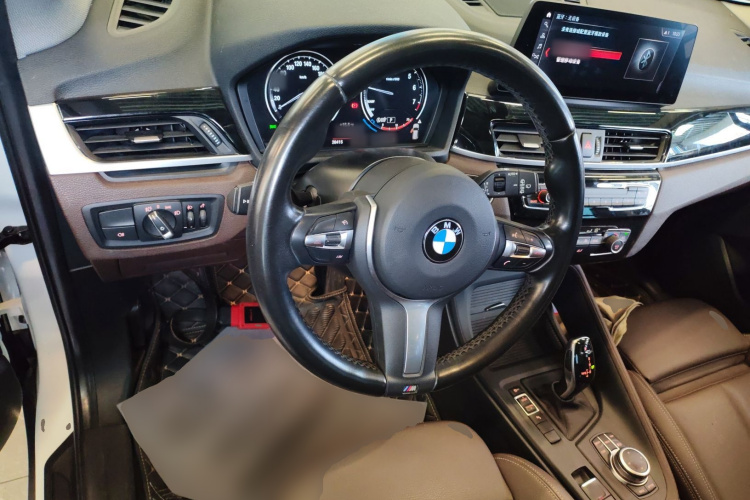 宝马X1 2022款 sDrive25Li 领先型局部细节13