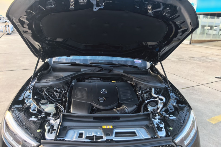 奔驰GLC 2025款 GLC 300 L 4MATIC 动感型 5座局部细节24
