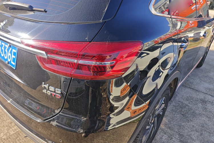 红旗HS5 2022款 2.0T 智联旗享版车身外观6006