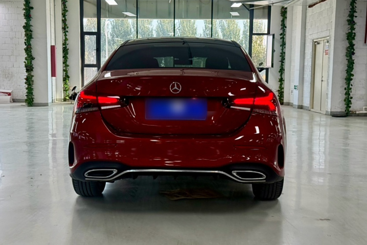 奔驰A级 2019款 改款 A 200 L 运动轿车车身外观6003