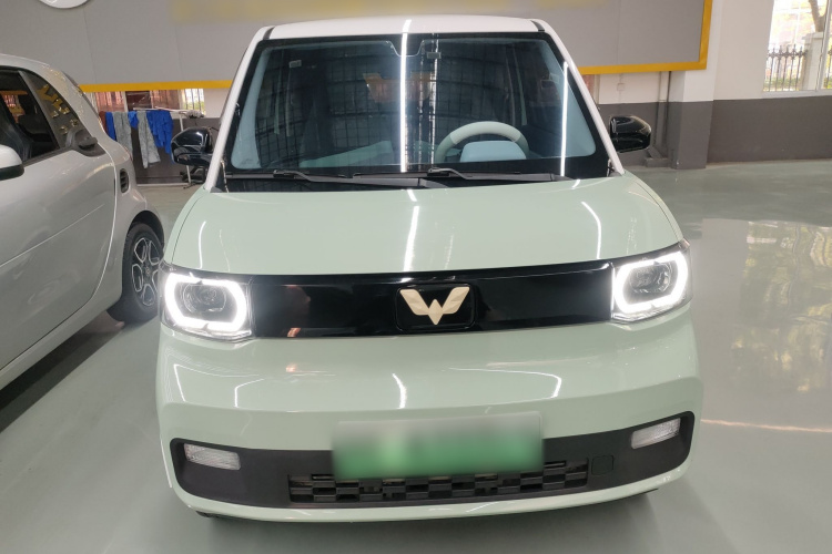 五菱汽车 宏光MINIEV 2021款 马卡龙臻享款 磷酸铁锂车身外观2