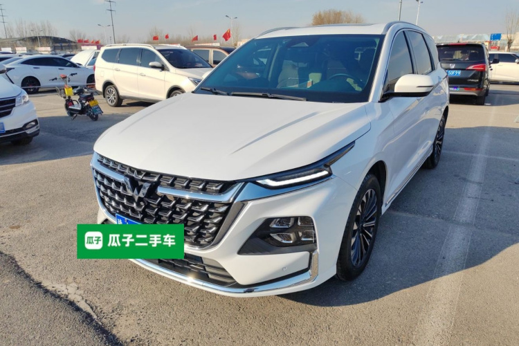 五菱汽车 五菱凯捷 2023款 2.0L DHT奢享型车身外观1