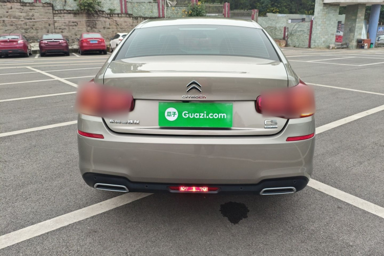 雪铁龙C5 2017款 350THP 自动豪华型车身外观6