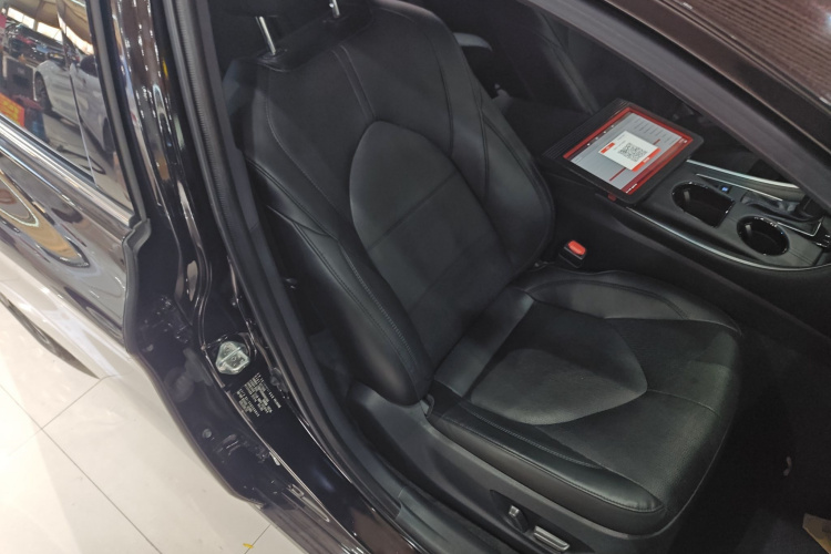 丰田 亚洲龙 2022款 2.0L 豪华版局部细节41