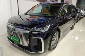 岚图汽车 岚图梦想家 2025款 PHEV 四驱旗舰鲲鹏版