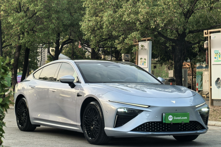 哪吒汽车 哪吒S 2022款 纯电 715km 后驱中版车身外观6002