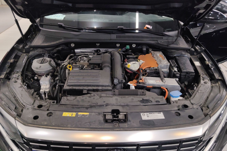 大众 帕萨特新能源 2022款 430PHEV 混动精英版机舱底盘24