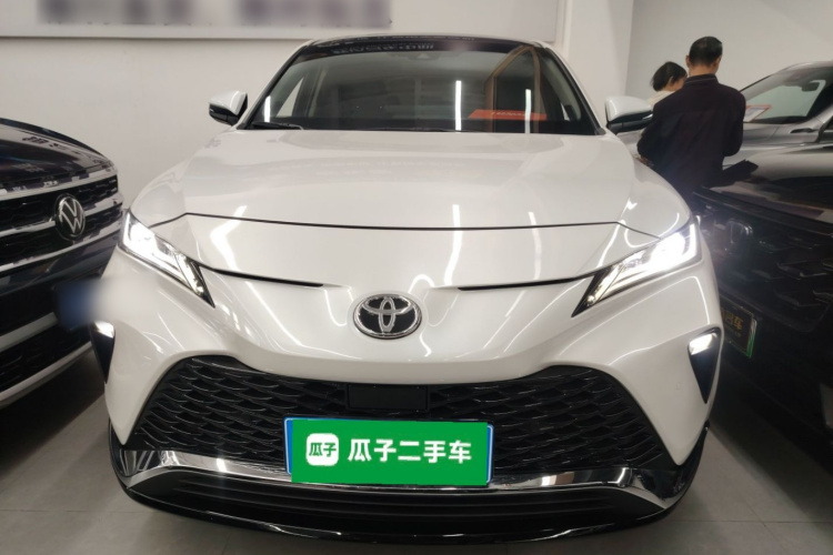 丰田 威飒 2023款 2.0L CVT两驱尊贵版车身外观6001