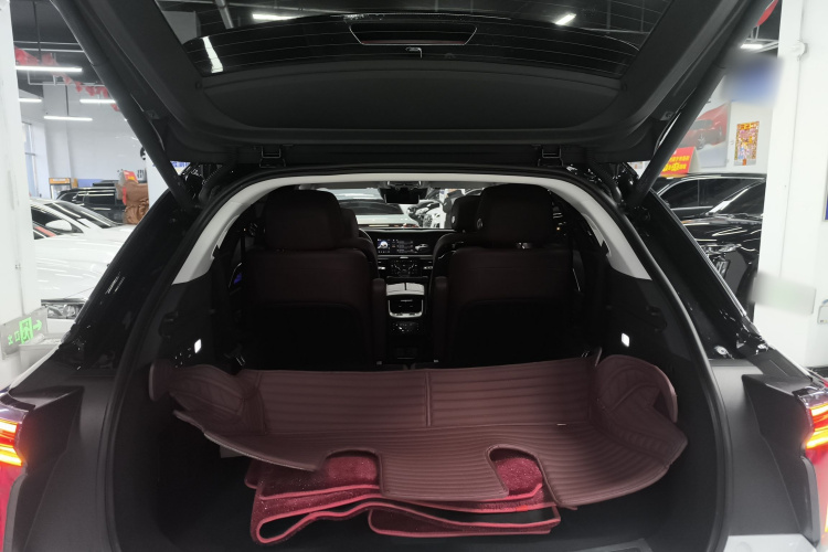 红旗E-HS9 2021款 510km 旗畅版 六座机舱底盘23