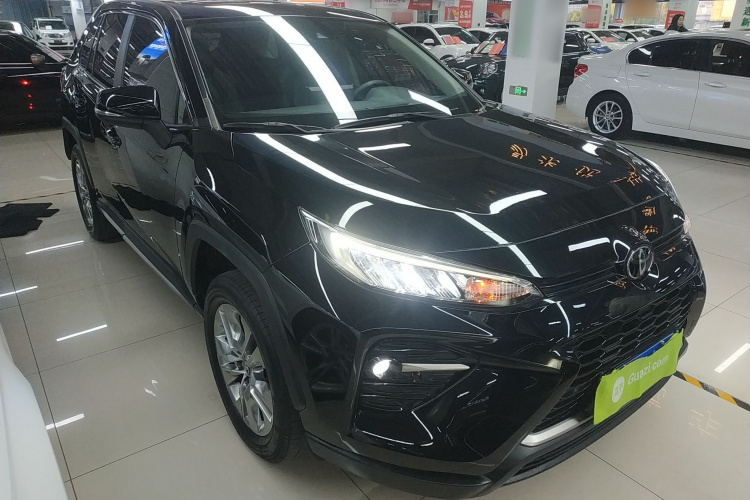 丰田 威兰达 2020款 2.0L CVT两驱豪华版车身外观3