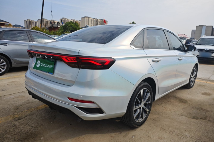 吉利汽车 帝豪 2022款 第4代 1.5L CVT旗舰型车身外观6005