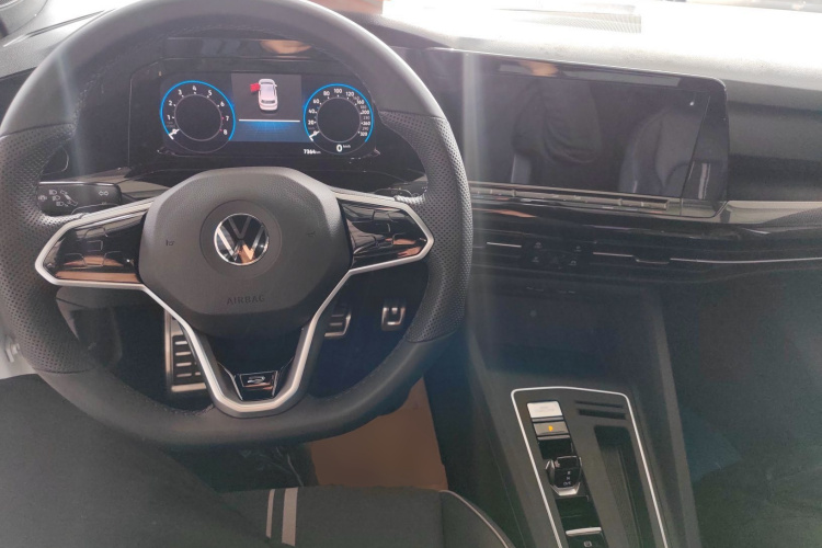 大众 高尔夫 2023款 改款 280TSI DSG R-Line中控内饰12