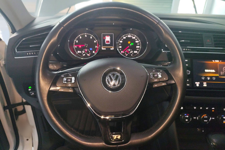 大众 途观L 2019款 330TSI 自动两驱全景舒适版 国VI局部细节13