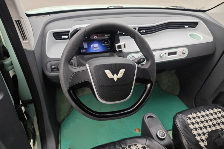 五菱汽车 宏光MINIEV 2021款 马卡龙时尚款 三元锂中控内饰13