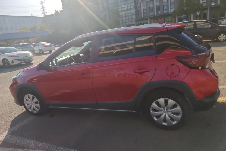 丰田 YARiS L 致炫 2022款 致炫X 1.5L CVT领先PLUS版车身外观4