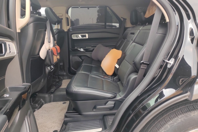 福特 探险者 2020款 EcoBoost 285 四驱钛金版 7座中控内饰21