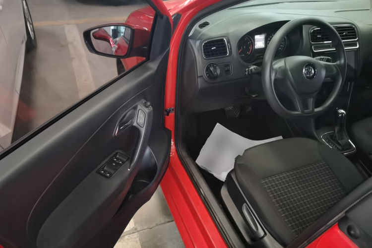 大众 Polo 2014款 1.6L 自动舒适版中控内饰20