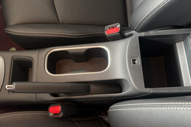 日产 骐达TIIDA 2021款 1.6L CVT智行版中控内饰7008