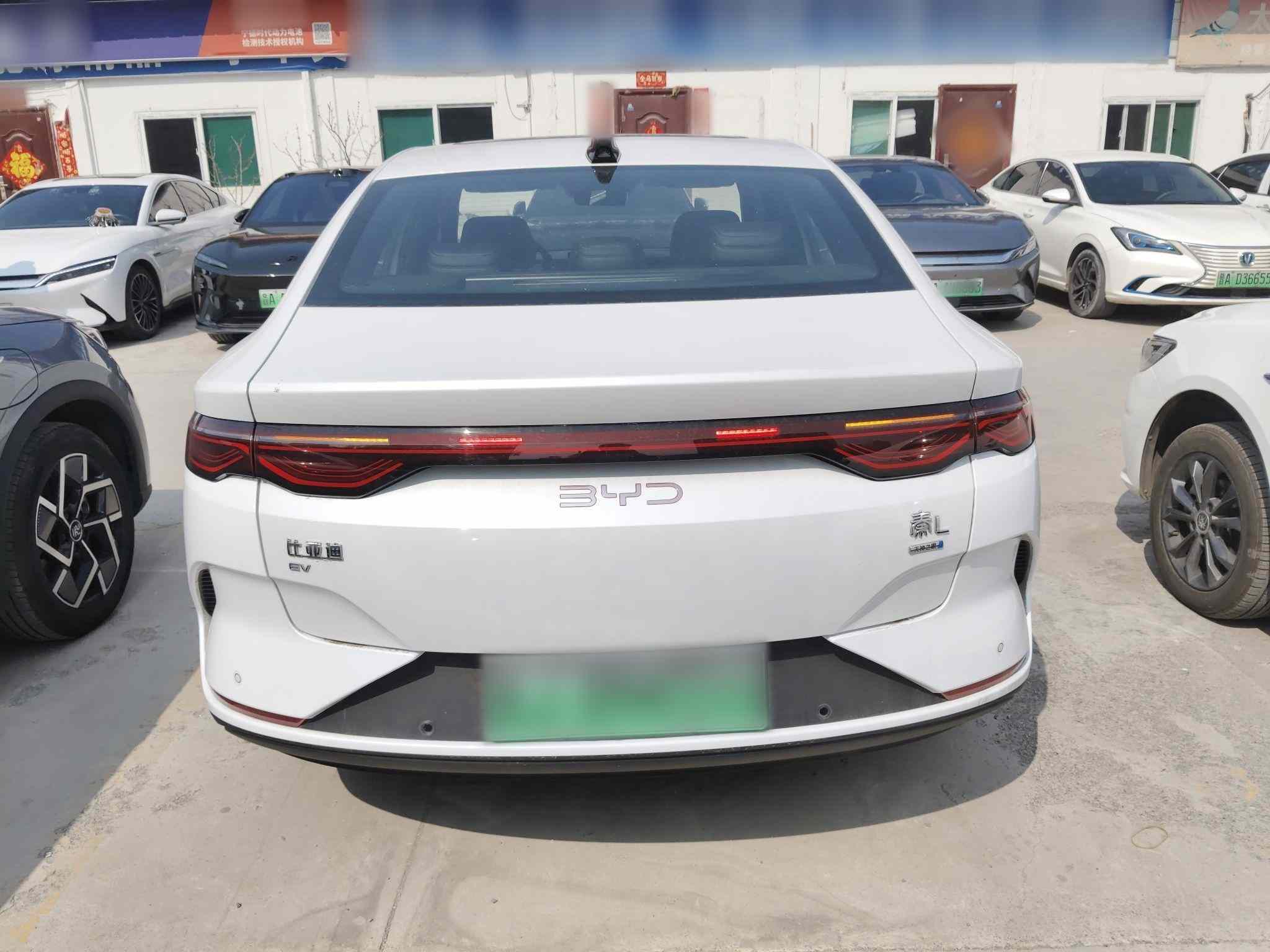 比亚迪 秦L 2025款 EV 545KM超越型(3)
