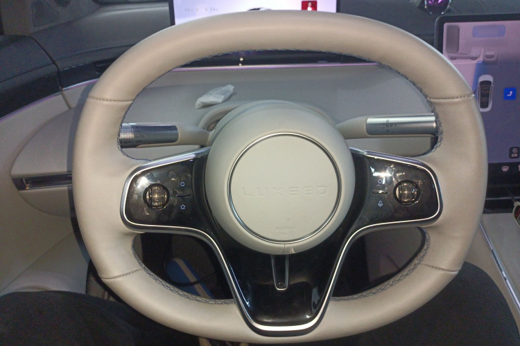 鸿蒙智行 智界S7 2025款 855km Max局部细节13