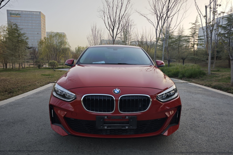 宝马1系 2020款 120i M运动套装车身外观6001