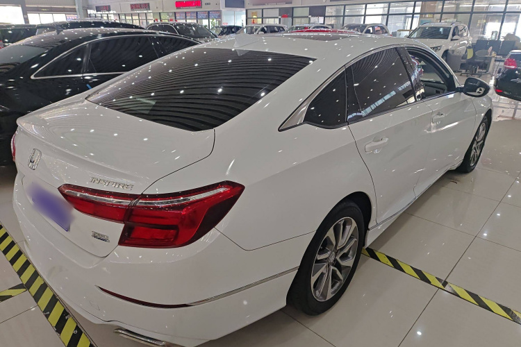 本田 英仕派 2019款 260TURBO 精致版 国VI车身外观6005