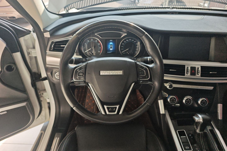 哈弗H7 2019款 2.0T 悦享型 国VI中控内饰13