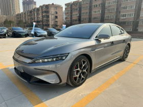 比亚迪 汉 2022款 EV 创世版 715KM前驱旗舰型