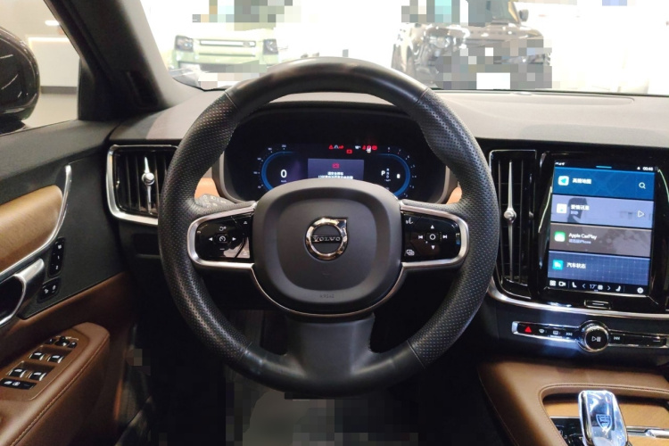 沃尔沃S90 2023款 B5 智逸豪华版中控内饰13