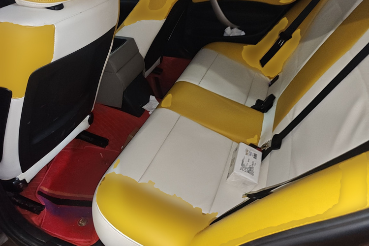 宝马1系(进口) 2008款 120i 自动挡中控内饰21