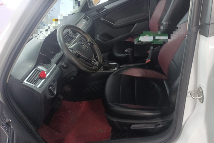 大众 2019款 宝来·传奇 1.5L 自动时尚型 国V中控内饰19