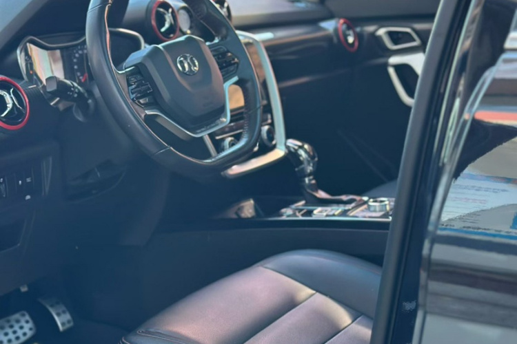 北京BJ20 2016款 1.5T CVT尊贵型中控内饰7004