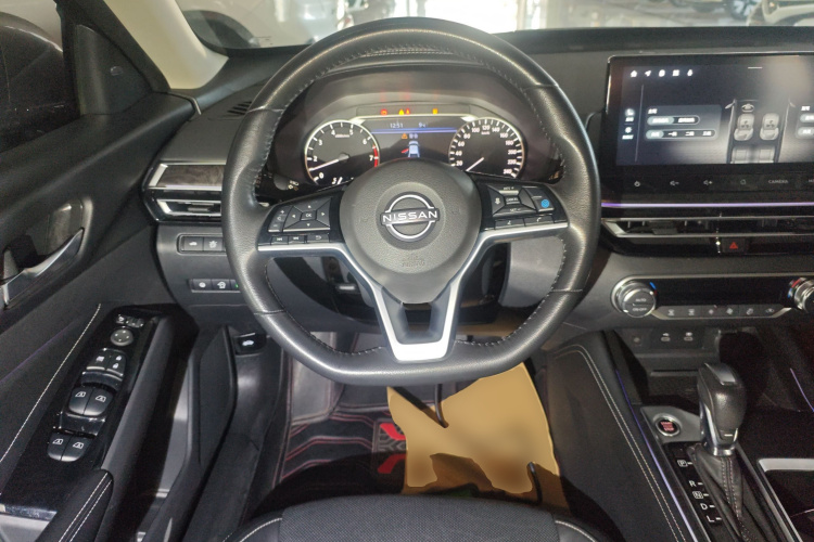 日产 天籁 2022款 2.0L XL-Upr 优享版中控内饰13