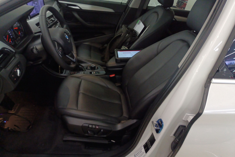 宝马X1 2019款 sDrive20Li 领先型局部细节19