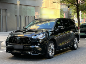 丰田 汉兰达 2022款 双擎 2.5L 四驱尊贵版 7座