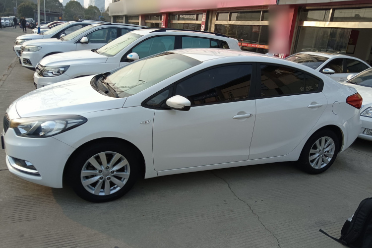 起亚K3 2015款 1.6L 自动GL车身外观6003