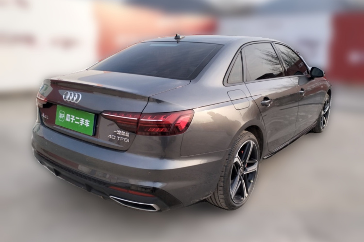 奥迪A4L 2024款 40 TFSI 豪华动感型车身外观7