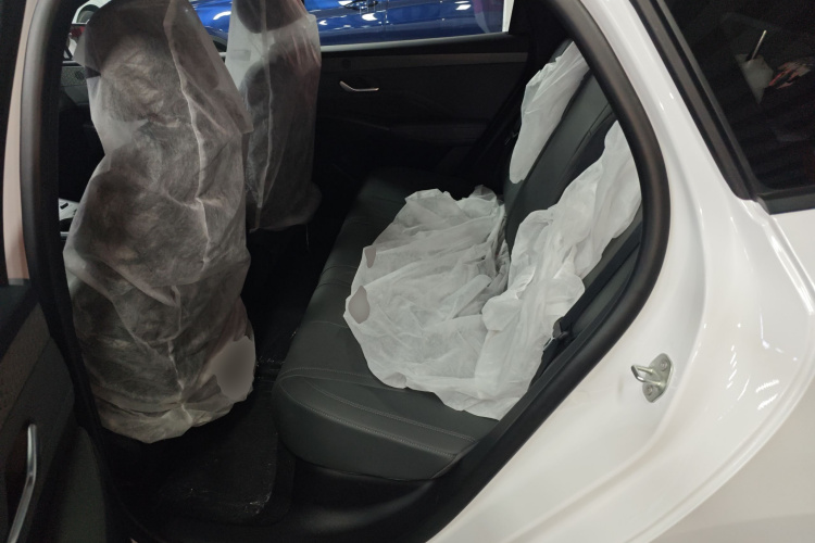 比亚迪 秦PLUS 2025款 DM-i 智驾版 55KM领先型中控内饰21