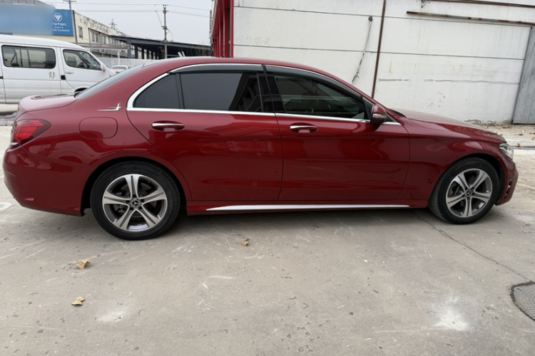奔驰C级 2020款 C 260 L 运动版车身外观6001