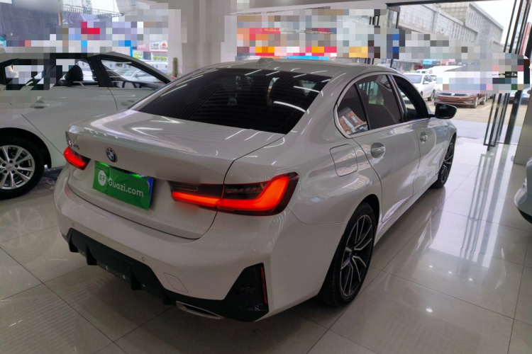 宝马3系 2023款 320Li M运动套装车身外观7