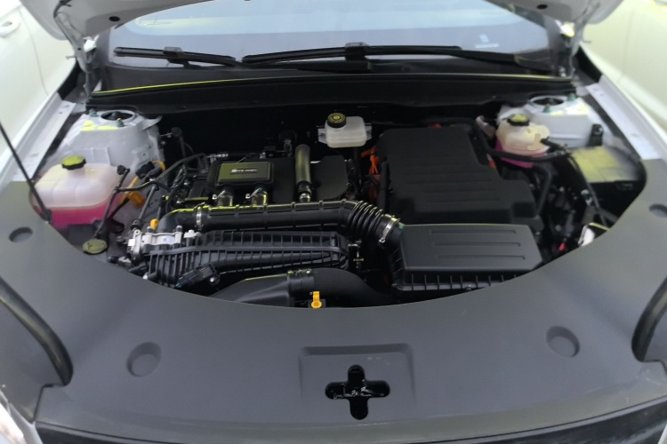 比亚迪 秦PLUS 2025款 DM-i 智驾版 55KM领先型局部细节24