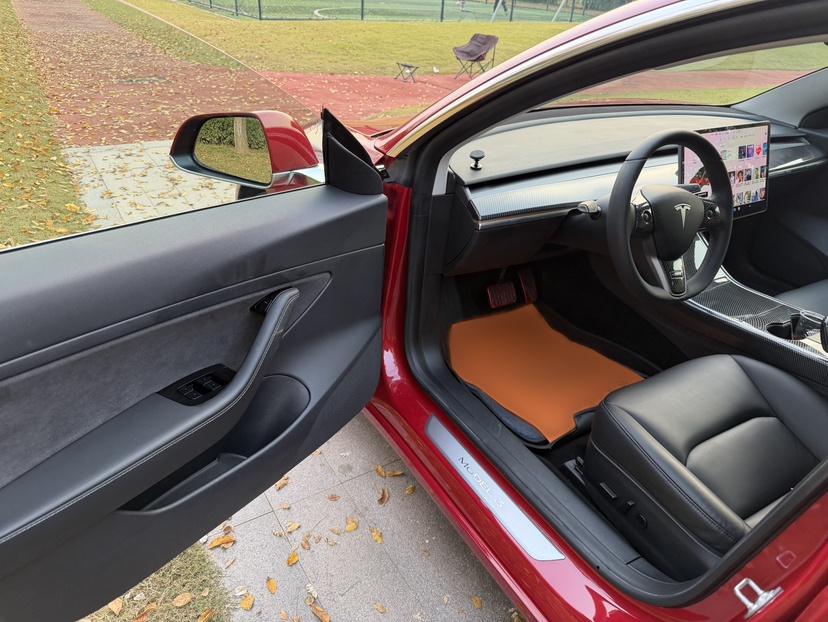 特斯拉 Model 3 2020款 改款 标准续航后驱升级版