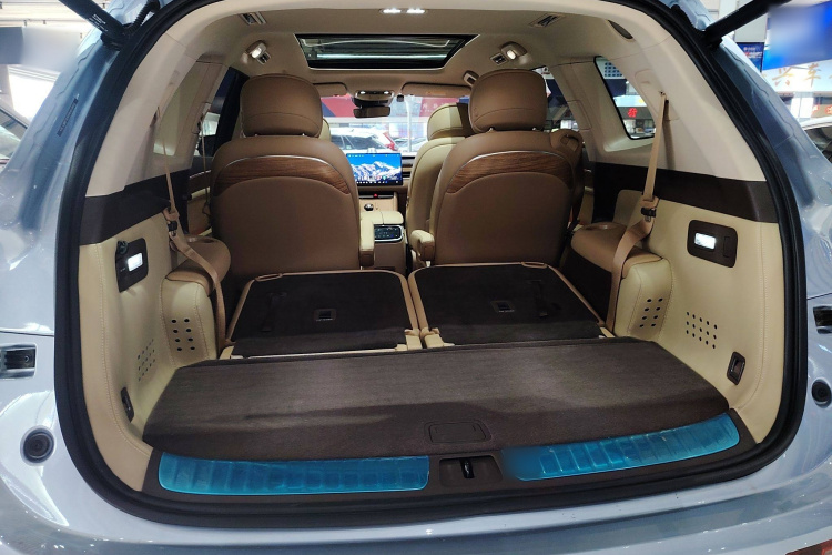 鸿蒙智行 问界M7 2024款 1.5T 智驾四驱Max版 6座局部细节23