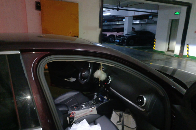 奥迪A3 2018款 30周年年型 Limousine 35 TFSI 运动型局部细节9005